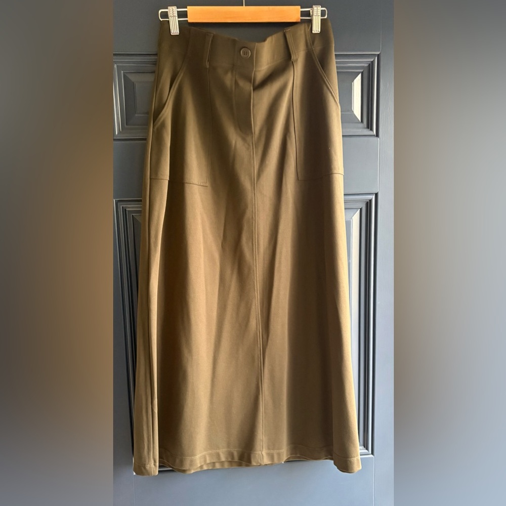 Olive Green Skirt with Pockets - Picture 4 of 5